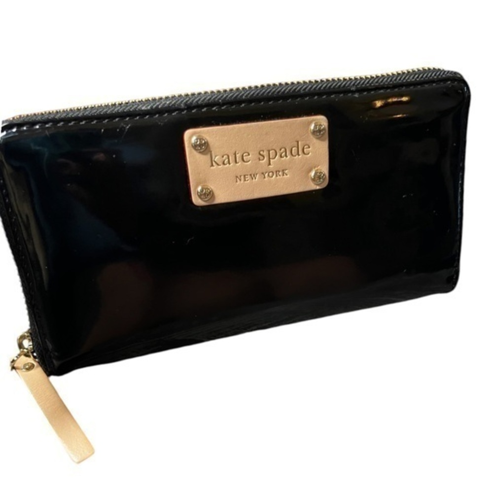 ▶️ Kate Spade ◀️ Neda Henry Street Patent Leather Black Wallet